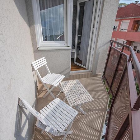 Stella Modern Apartment 2 ノヴィ・サド エクステリア 写真