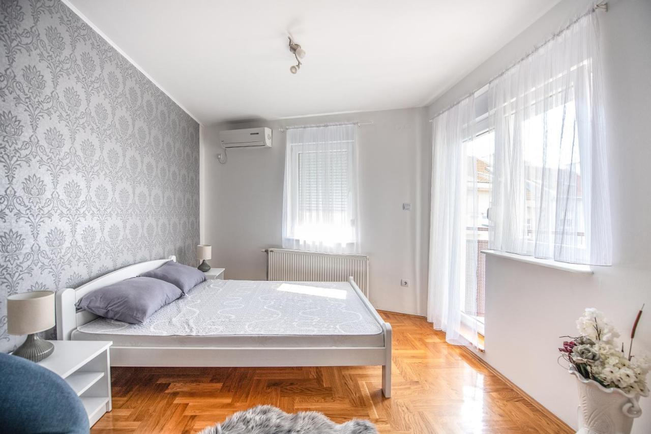 Stella Modern Apartment 2 ノヴィ・サド エクステリア 写真
