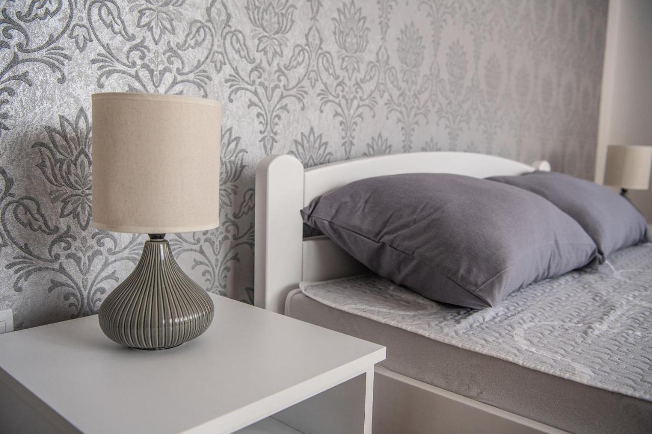 Stella Modern Apartment 2 ノヴィ・サド エクステリア 写真